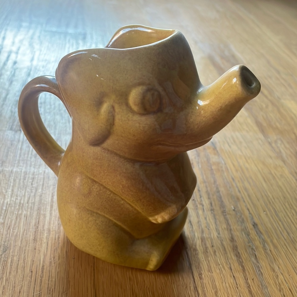 VTG Elephant Pitcher